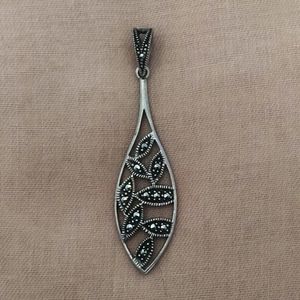 آویز گردنبند نقره زنانه سلین کالا مدل سیاه قلم ce new154