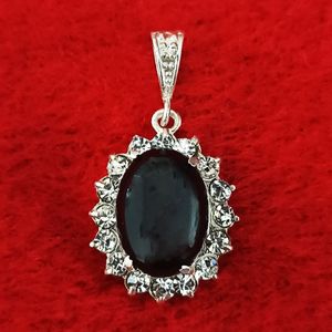 آویز گردنبند نقره زنانه سلین کالا مدل عقیق کد ce 6