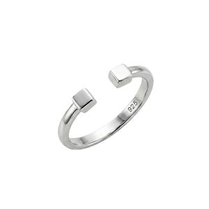 انگشتر نقره زنانه مدل فری