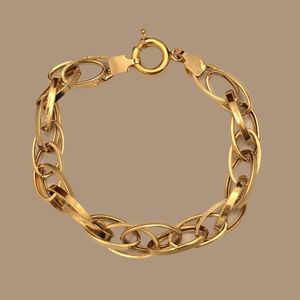دستبند طلا کم اجرت 18 عیار زنانه گالری طلا و شمش برلیان مدل زنجیری حلقه ای کد 03