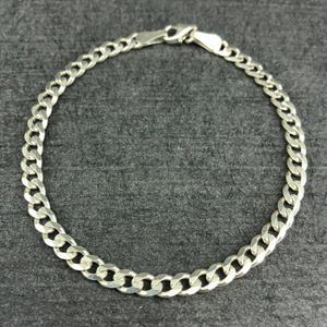 دستبند نقره زنانه گیرا مدل g469
