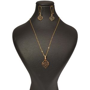 نیم ست طلا 18 عیار زنانه مدل fl 02375