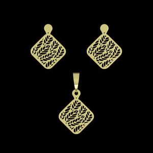 نیم ست طلا 18 عیار زنانه مدوپد مدل مربع کد na11407