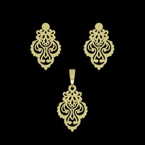 نیم ست طلا 18 عیار زنانه مدوپد مدل هندسی کد na15190