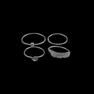 پیرسینگ گوش نقره زنانه آی ام مدل e3170 مجموعه 4 عددی