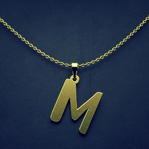 گردنبند طلا 18 عیار زنانه گالری طلا توسطی مدل حرف m کد 318cd0