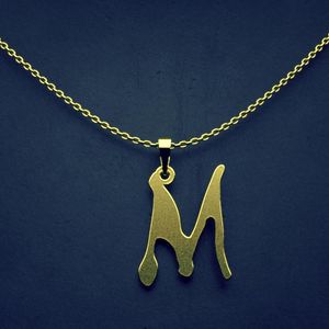 گردنبند طلا 18 عیار زنانه گالری طلا توسطی مدل حرف m کد 53428c