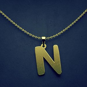 گردنبند طلا 18 عیار زنانه گالری طلا توسطی مدل حرف n کد 23a230