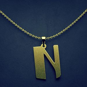گردنبند طلا 18 عیار زنانه گالری طلا توسطی مدل حرف n کد b8e7ba