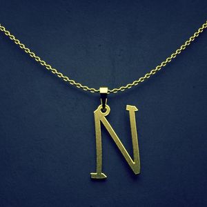 گردنبند طلا 18 عیار زنانه گالری طلا توسطی مدل حرف n کد bb1f7f