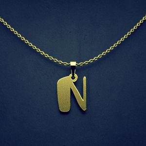 گردنبند طلا 18 عیار زنانه گالری طلا توسطی مدل حرف n کد e36e13