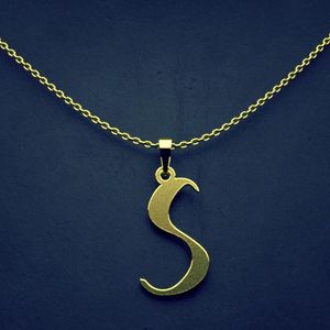گردنبند طلا 18 عیار زنانه گالری طلا توسطی مدل حرف s کد c4d06b
