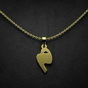 گردنبند طلا 18 عیار زنانه گالری طلا توسطی مدل حرف م کد 2046a1