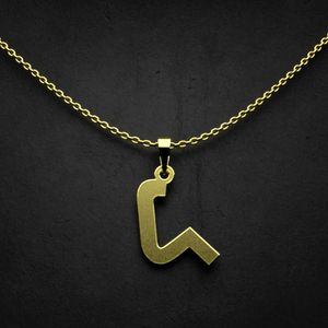گردنبند طلا 18 عیار زنانه گالری طلا توسطی مدل حرف ک کد 4d30d6