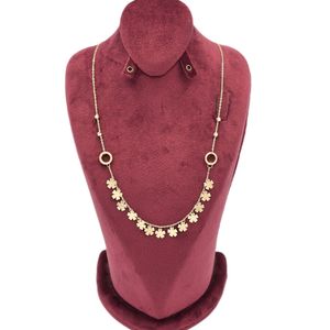 گردنبند طلا کم اجرت 18 عیار زنانه با طرح حلقه‌ای (فلامینگو) طلا و شمش برلیان مدل پولکی طرح گل