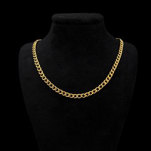 گردنبند طلا کم اجرت 18 عیار زنانه با طرح کارتیه ناریا مدل t50