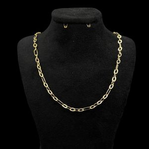 گردنبند طلا کم اجرت 18 عیار زنانه ناریا مدل  فیگارو لوکس کد b30 05