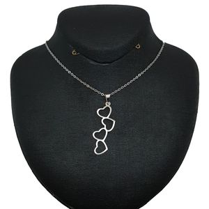 گردنبند نقره ترمه مدل قلب فروهرت کد ac34
