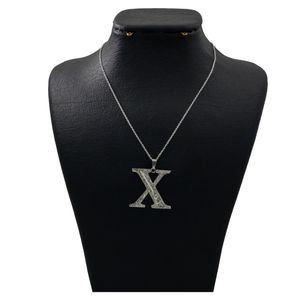 گردنبند نقره زنانه دلی جم طرح x کد d 686