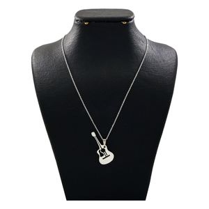 گردنبند نقره زنانه دلی جم طرح گیتار کد d 134