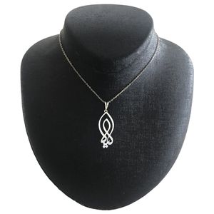 گردنبند نقره زنانه مدل اسم لیلا کد g300