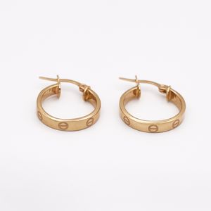 گوشواره حلقه ای طلا 18 عیار زنانه صلاحی گلد مدل 4635