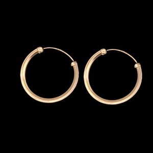 گوشواره حلقه‌ای طلا کم اجرت  18 عیار زنانه ناریا مدل m7