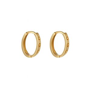 گوشواره حلقه‌ای طلا کم اجرت 18 عیار زنانه با طرح امگا حانیه مدل  h364