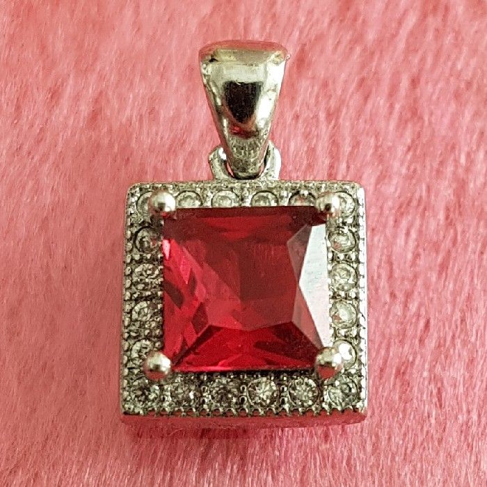 آویز گردنبند نقره زنانه مدل p322