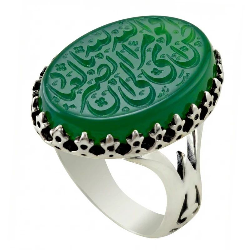 انگشتر نقره عقیق مردانه گالری هویار مدل سرنیزه طرح حکاکی افوض امری الی الله ان الله بصیر بالعباد