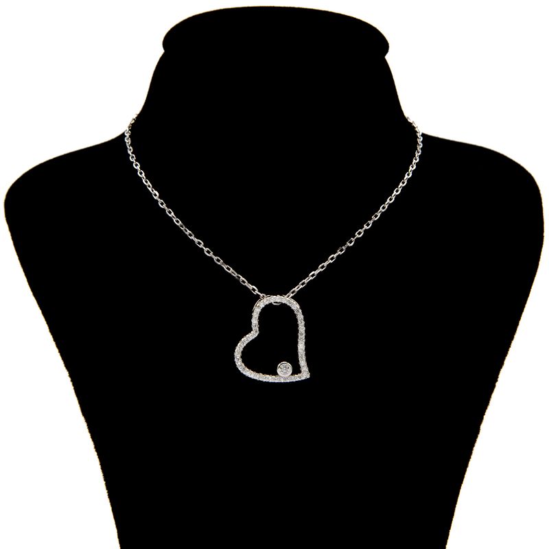 گردنبند نقره زنانه بهارگالری طرح jeweled heart کد 402022