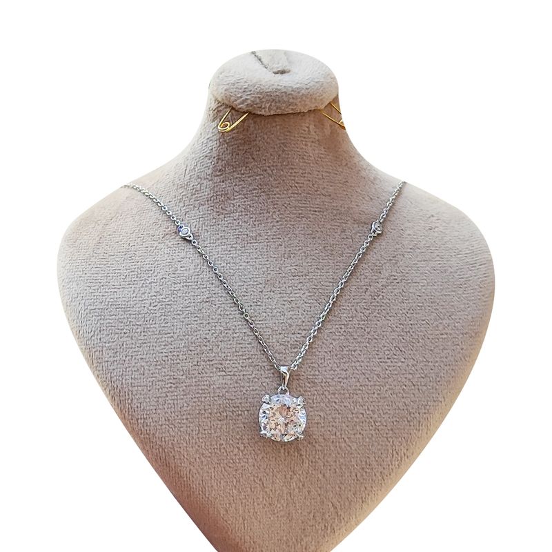 گردنبند نقره زنانه مدل round diamond 2