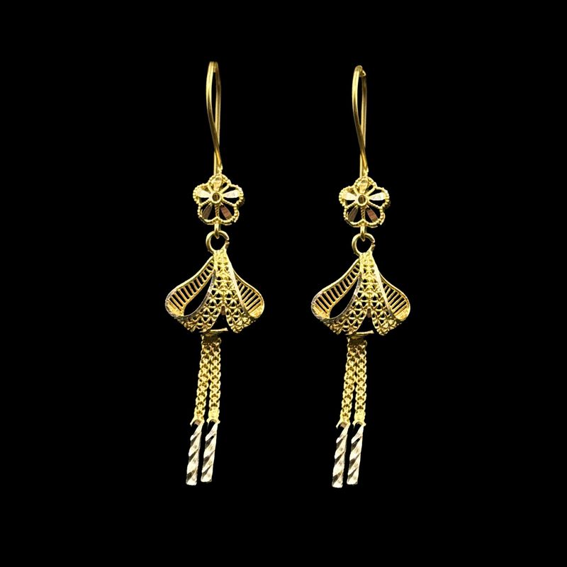 گوشواره طلا کم اجرت ۱۸ عیار زنانه ناریا مدل پنج شیر کد b16