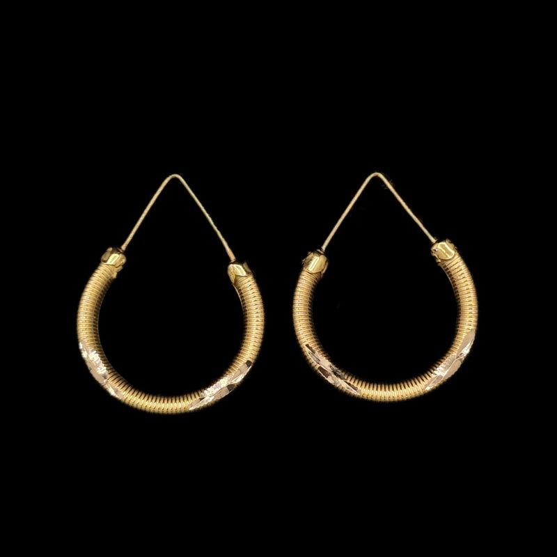 گوشواره طلا کم اجرت ۱۸ عیار گالری طلا و شمش برلیان مدل 07